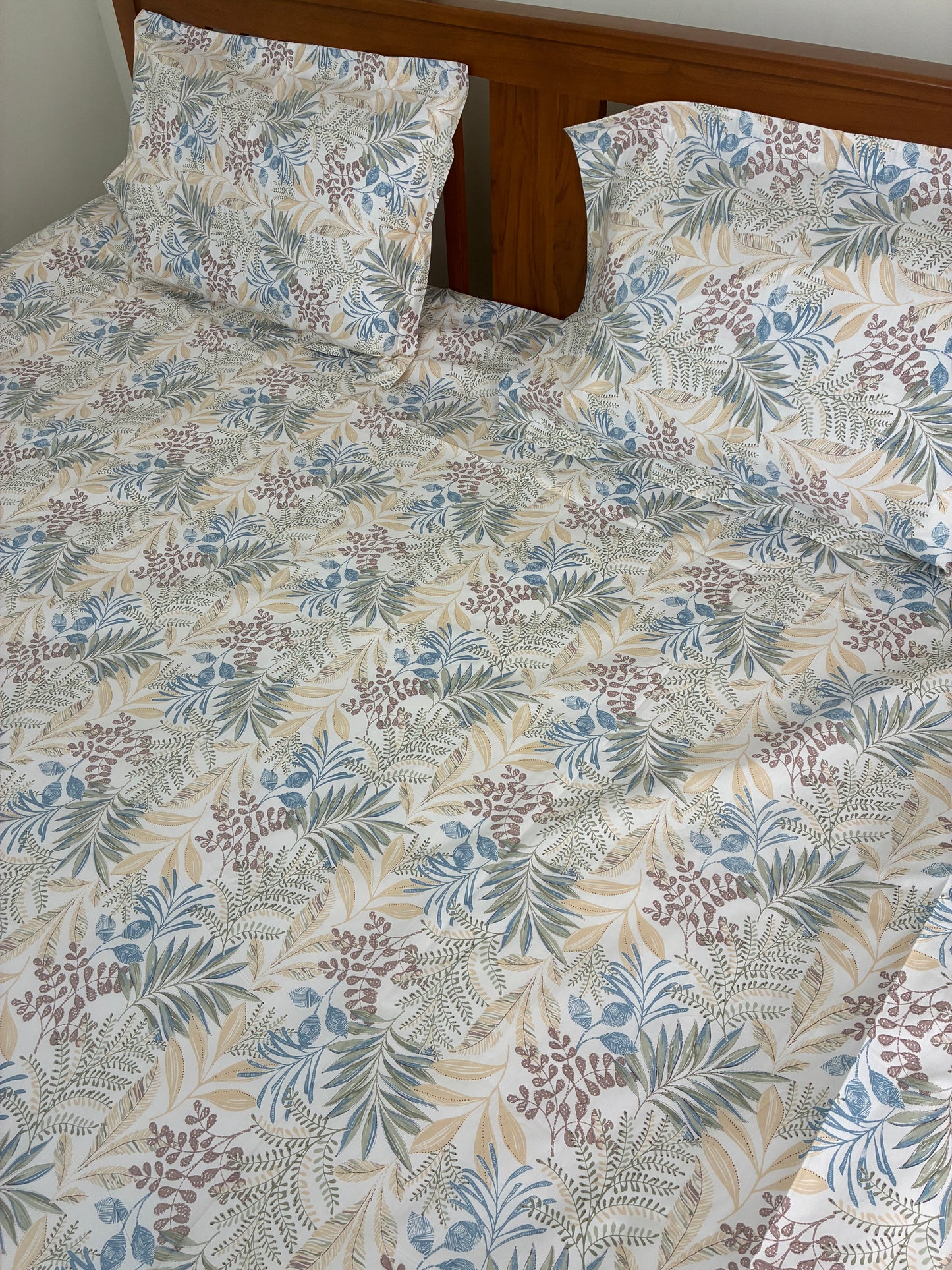 Soft King Size Bedspread 108x108 inches