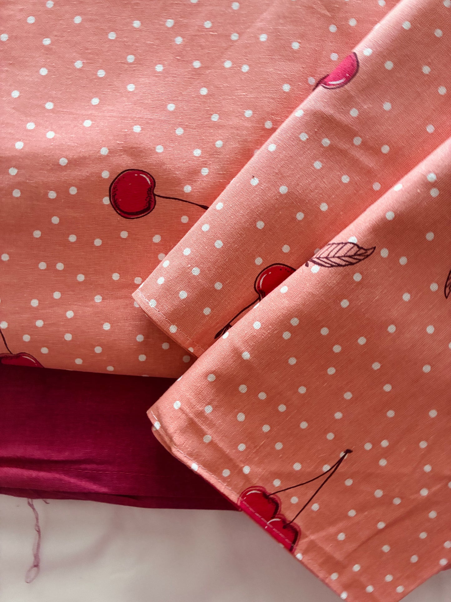 Peachy Cherry King Size Cotton Bedspread 100x110 in