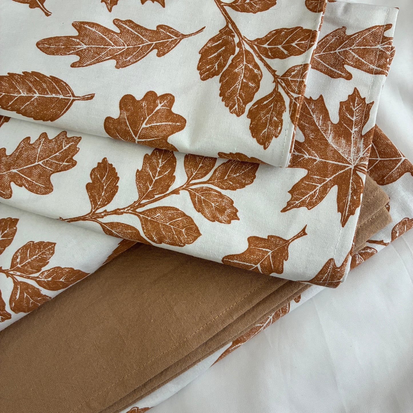 Autumn Leaves King Cotton Bedspread 100x110 inches (2 pillow covers)