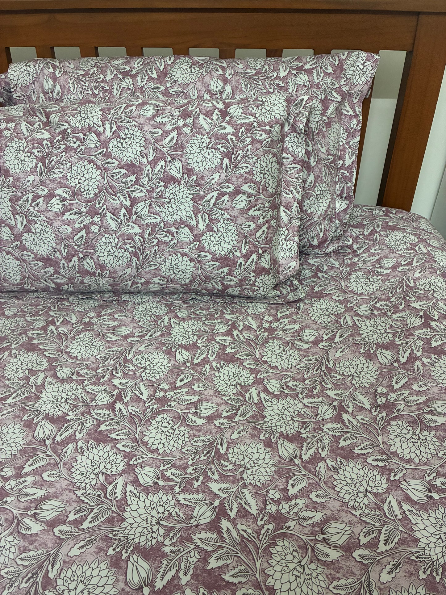 Purple Floral Super King Size Bedspread 120x 120 inches