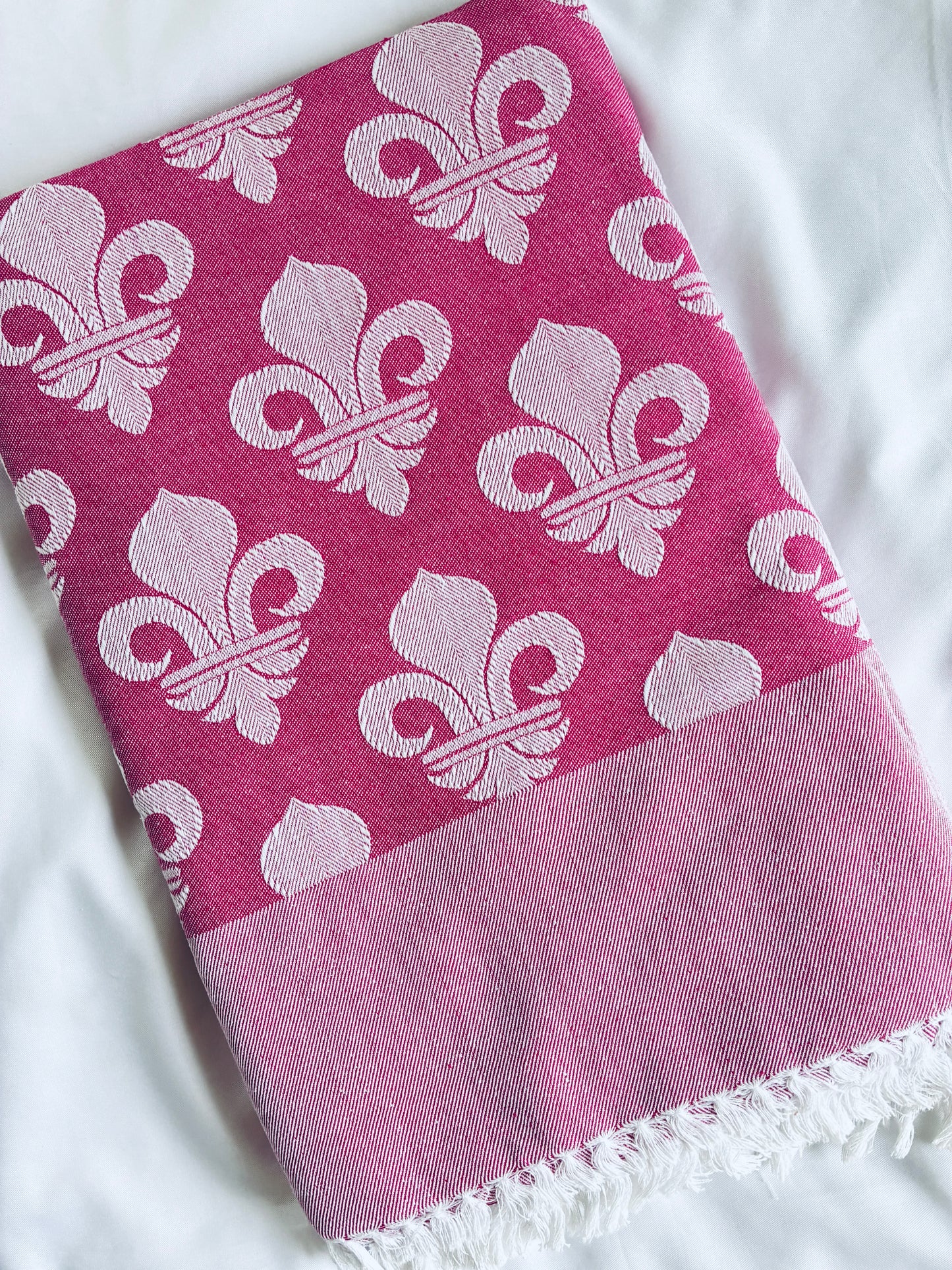 Dark Pink Motif Double Size Cotton Blanket