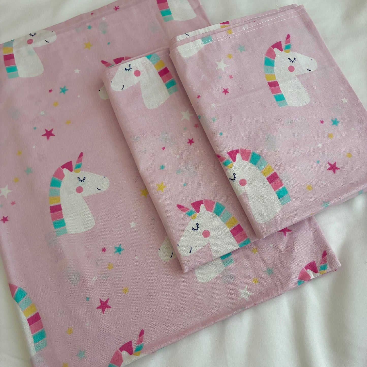 Unicorn Single Size Cotton Bedspread with 2 Pillow Covers 60 x 90 in
