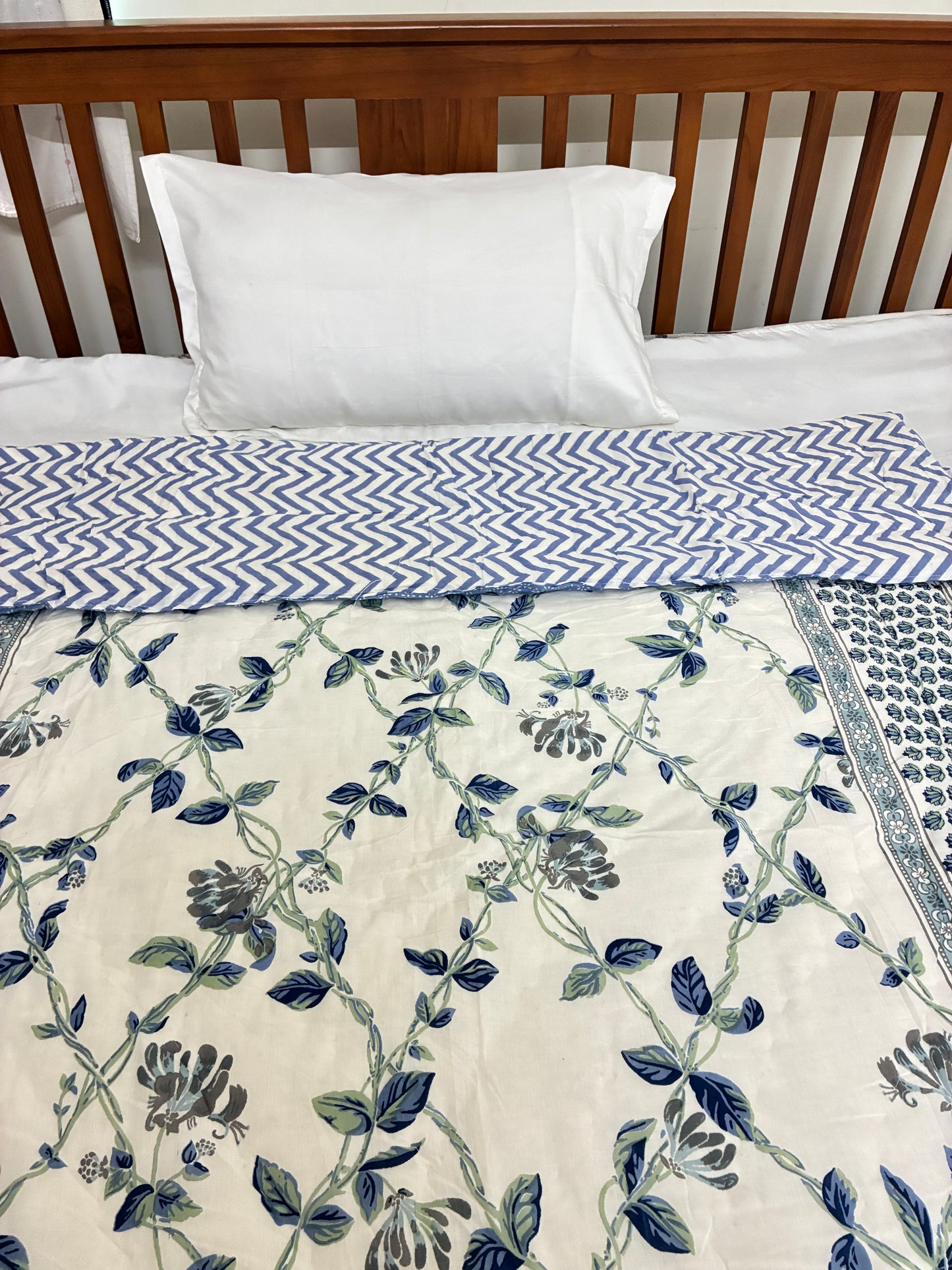 Reversible Single Size Cotton Quilt