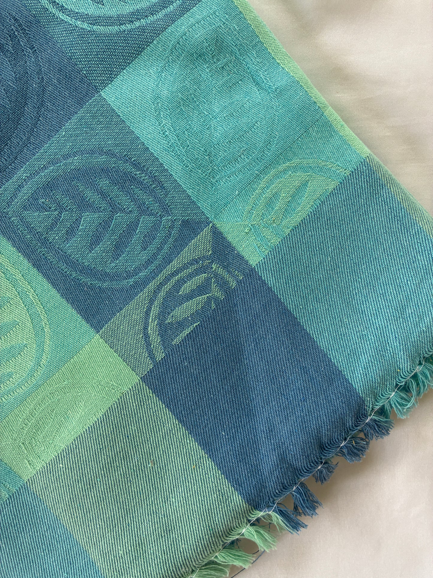 Blue Checks Leaf Single Size Blanket / Throw