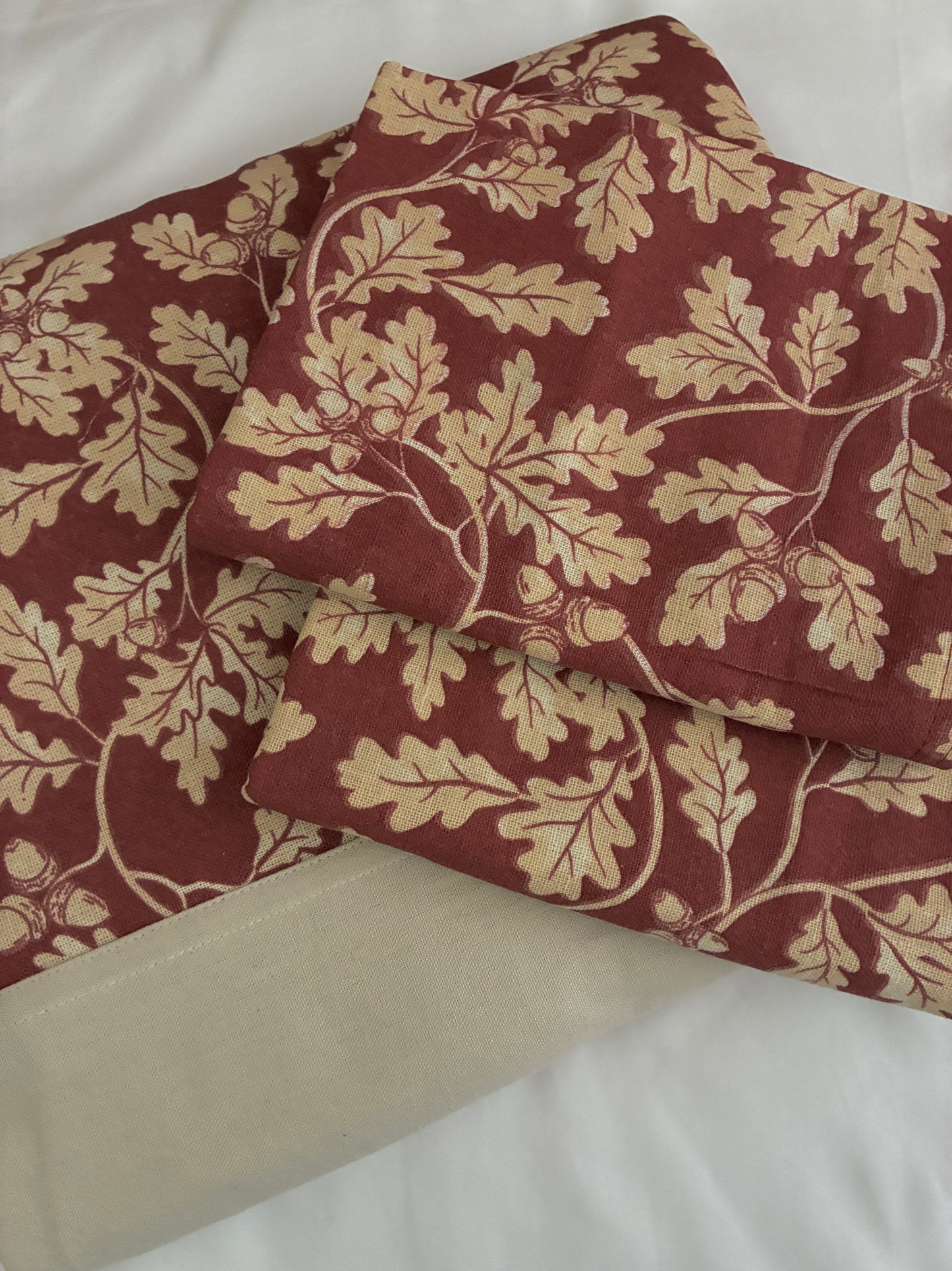 Oak Wood Bloom King Size Cotton Bedspread 100x110 inches