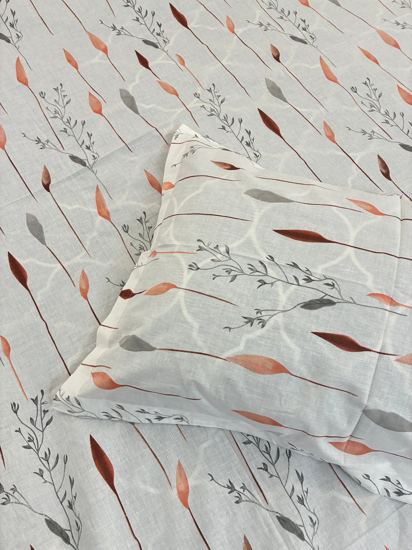 Orange Bud Queen Size Fitted Cotton Bedspread (2 pillow covers)