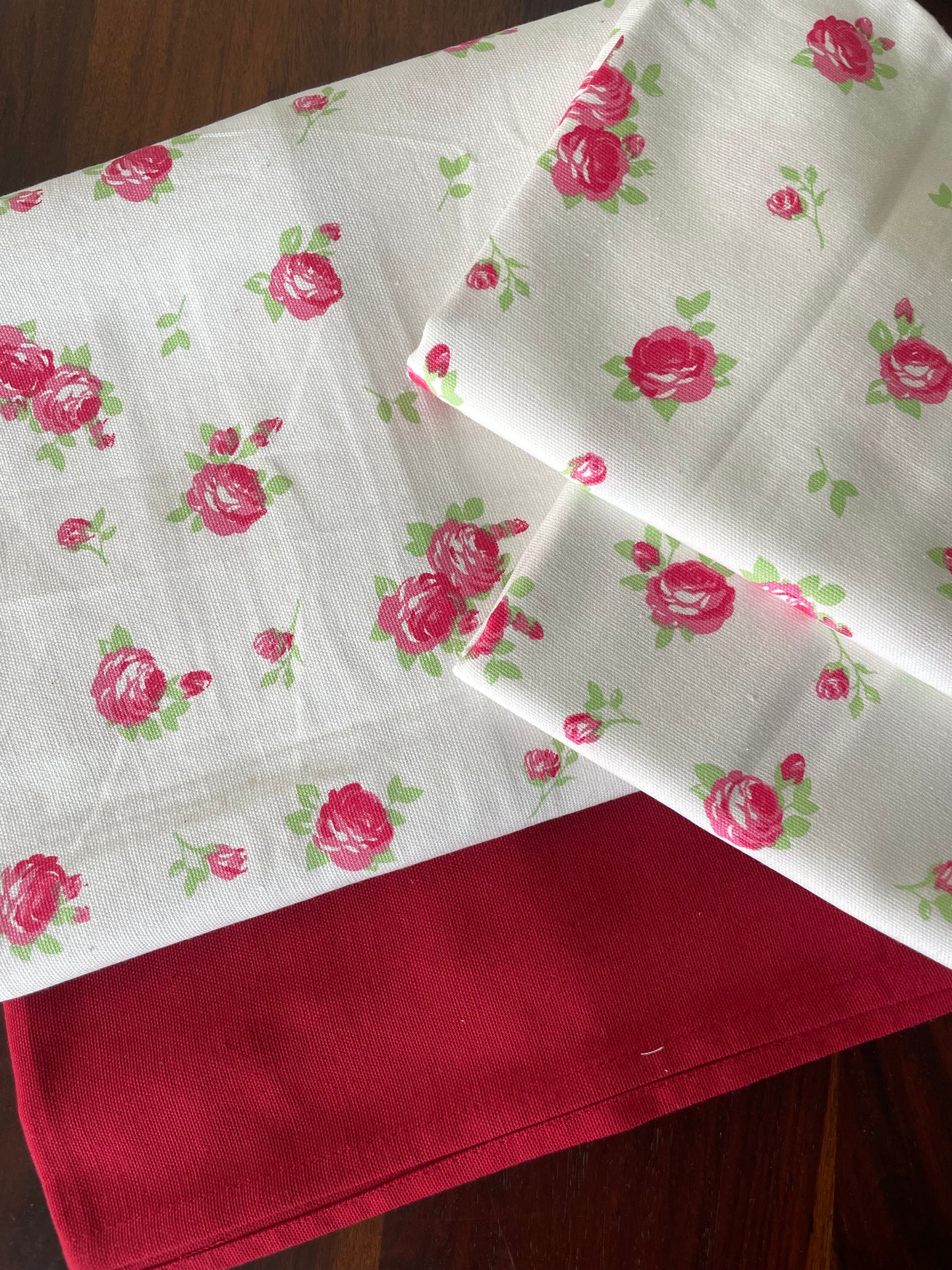 Red Rose King Size Cotton Bedspread 100x110 in