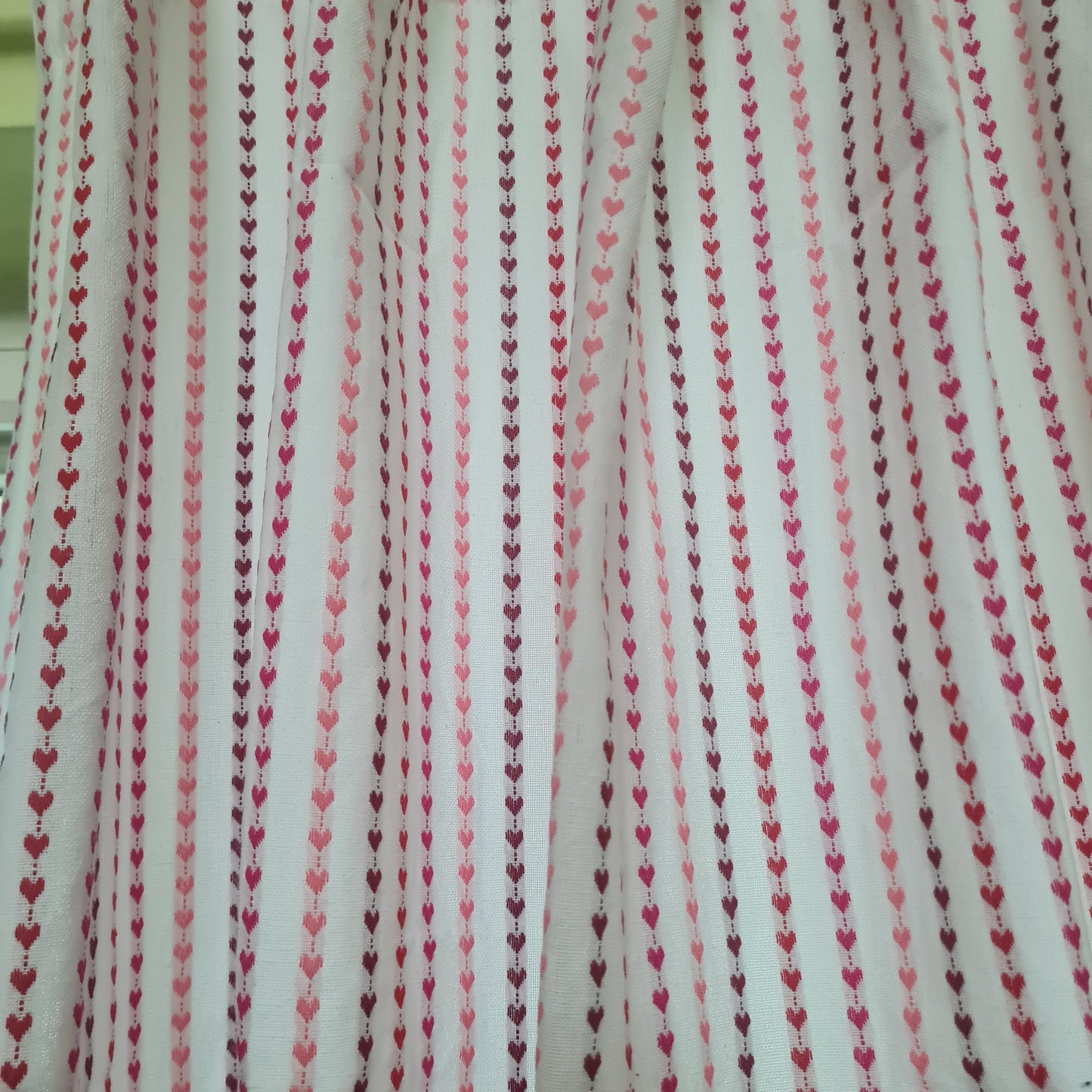 Red heartin cotton curtain