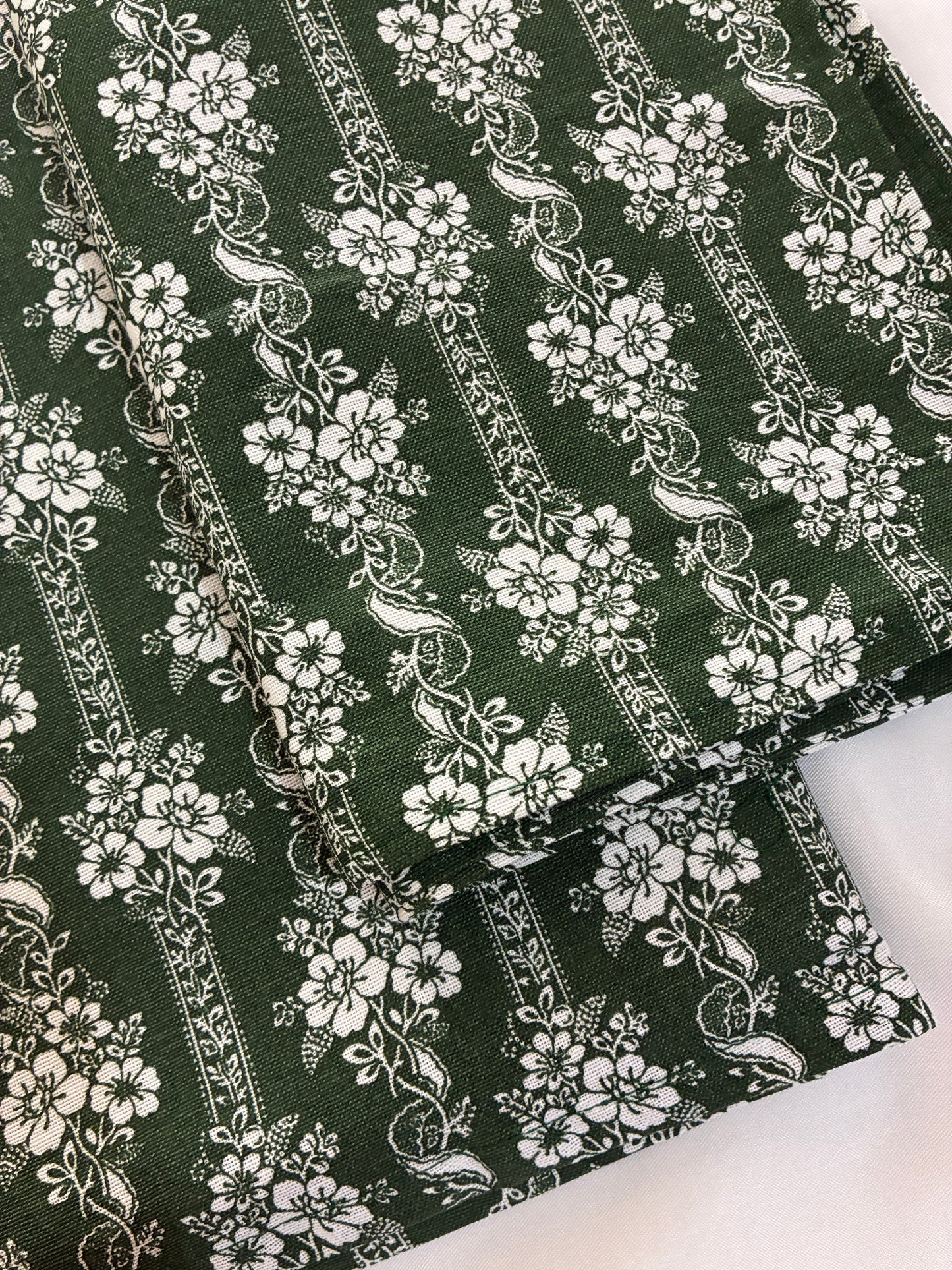 Green Single Size Cotton Bedspread with 1 Pillow Cover 60 x 90 in