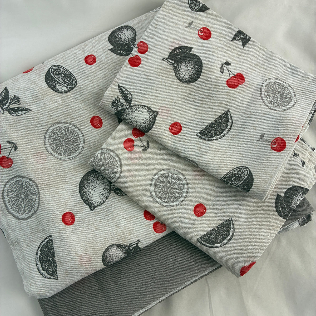 Grey Lemon King Size Cotton Bedspread 100x110 in