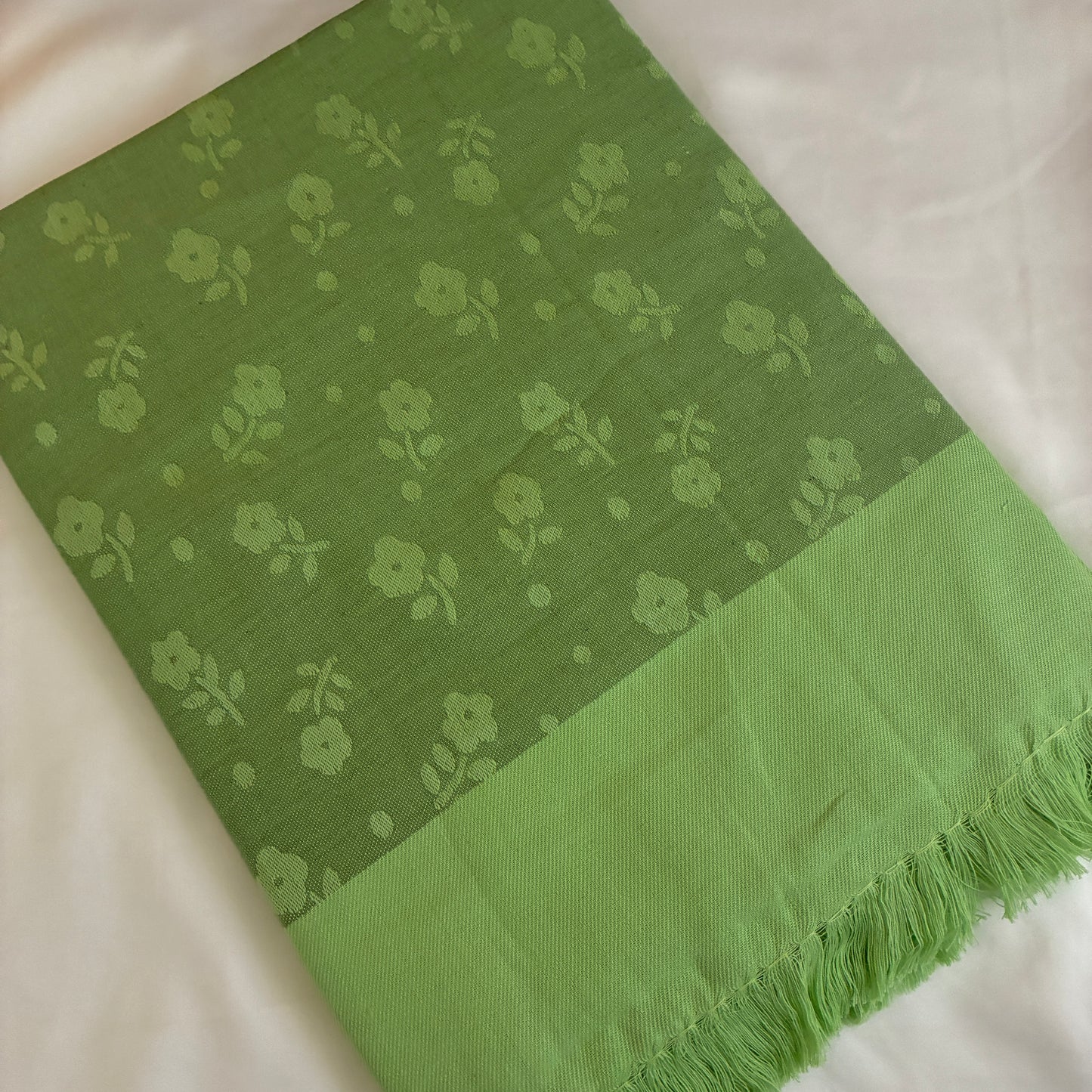 Green Floral Single Size Blanket / Throw