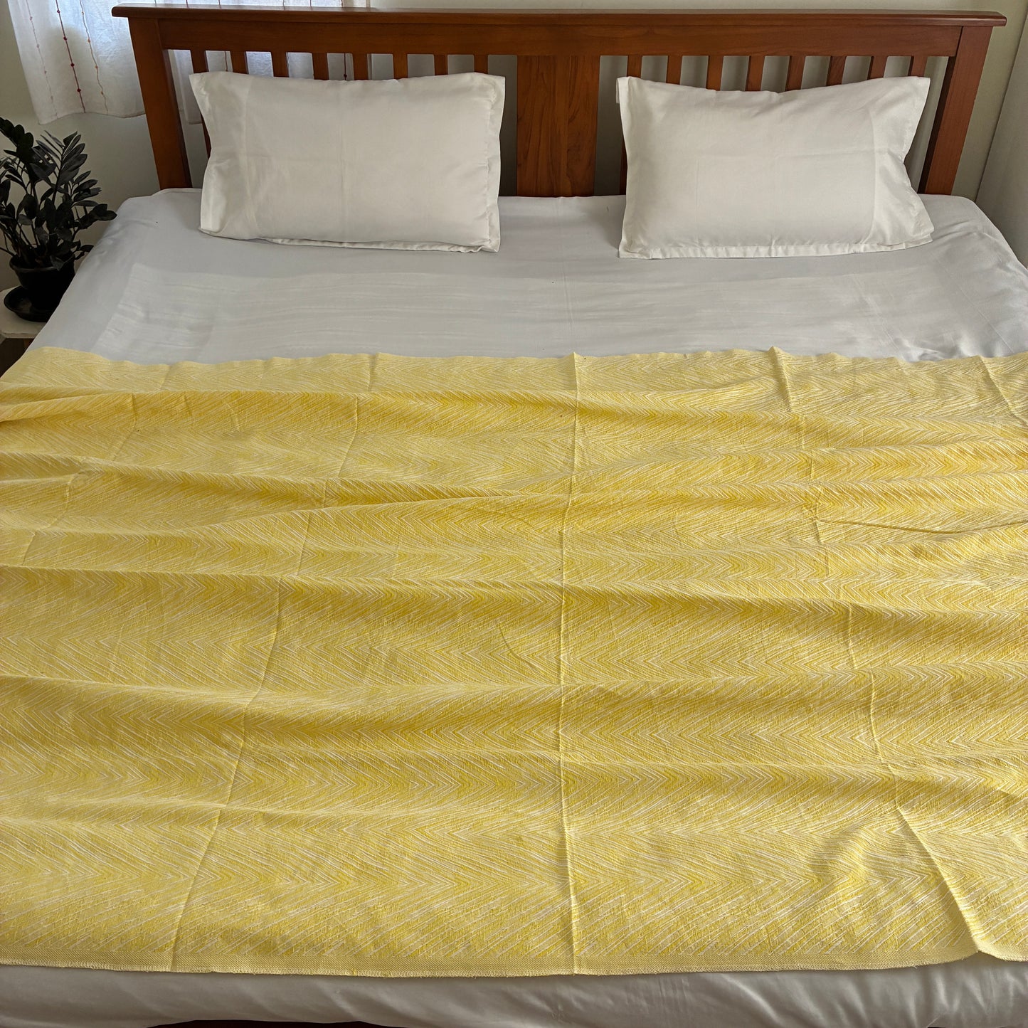 Yellow Dual Tone zigzag Single Size Blanket / Throw