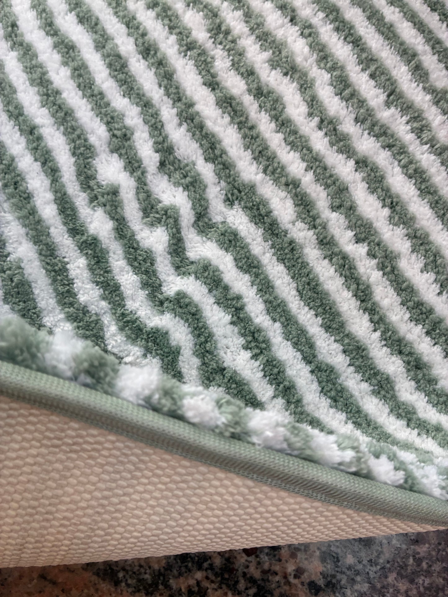 Big Ultra Soft Anti Slip Door Mat (82x 52 cm)