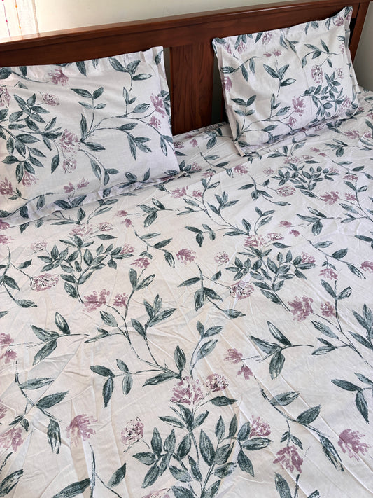 Queen Size Fitted Cotton Bedspread.