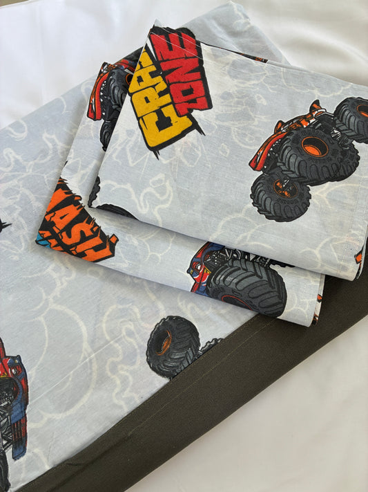 Queen Size Bedspread 90x100 inches