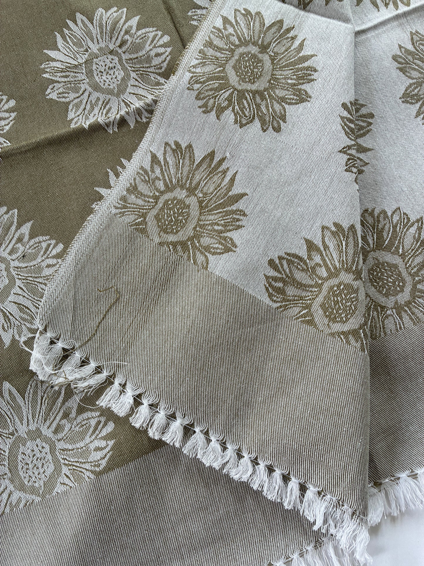 Floral Single Size Blanket / Throw