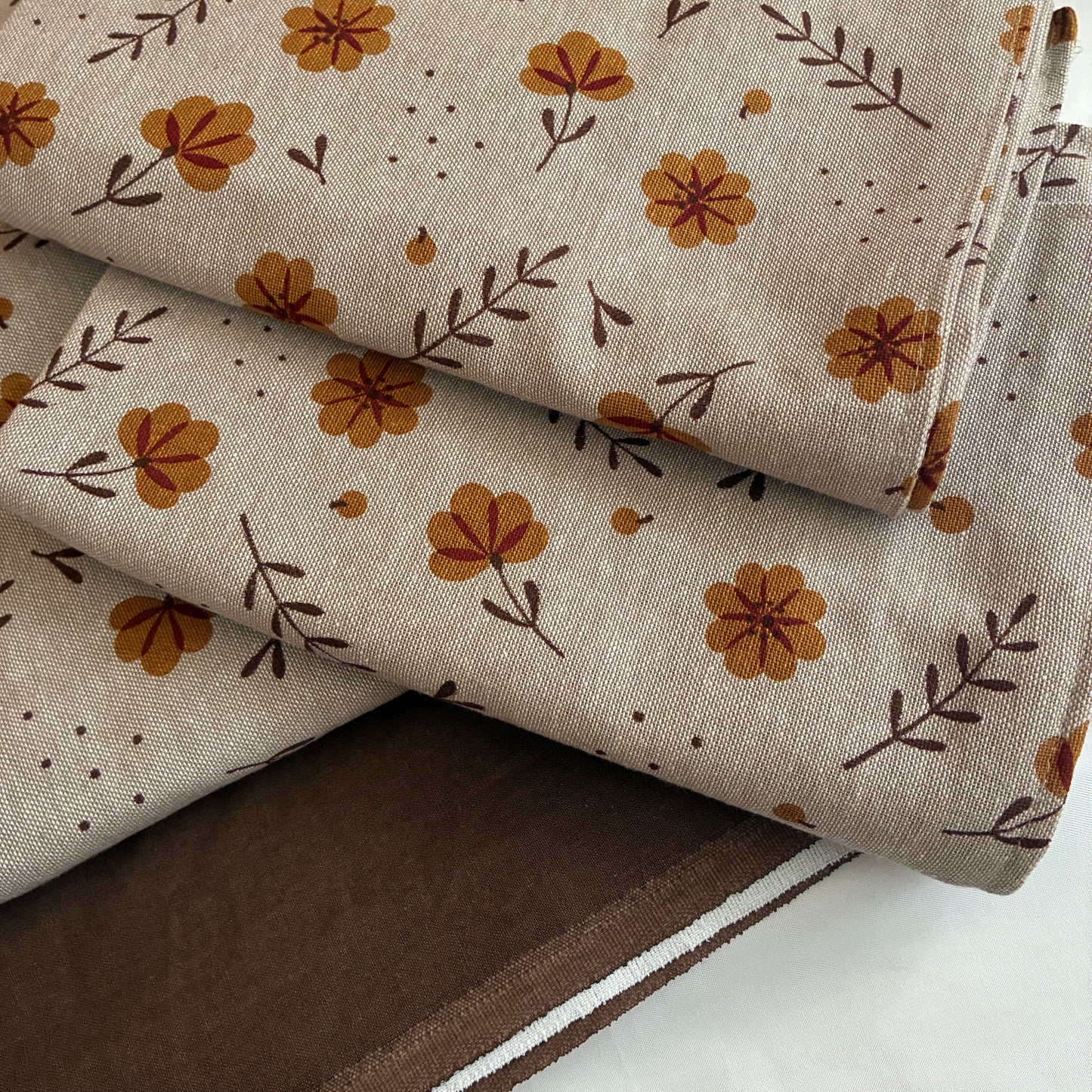 Brown Floral King Size Cotton Bedspread 100x110 inches (2 pillow covers)