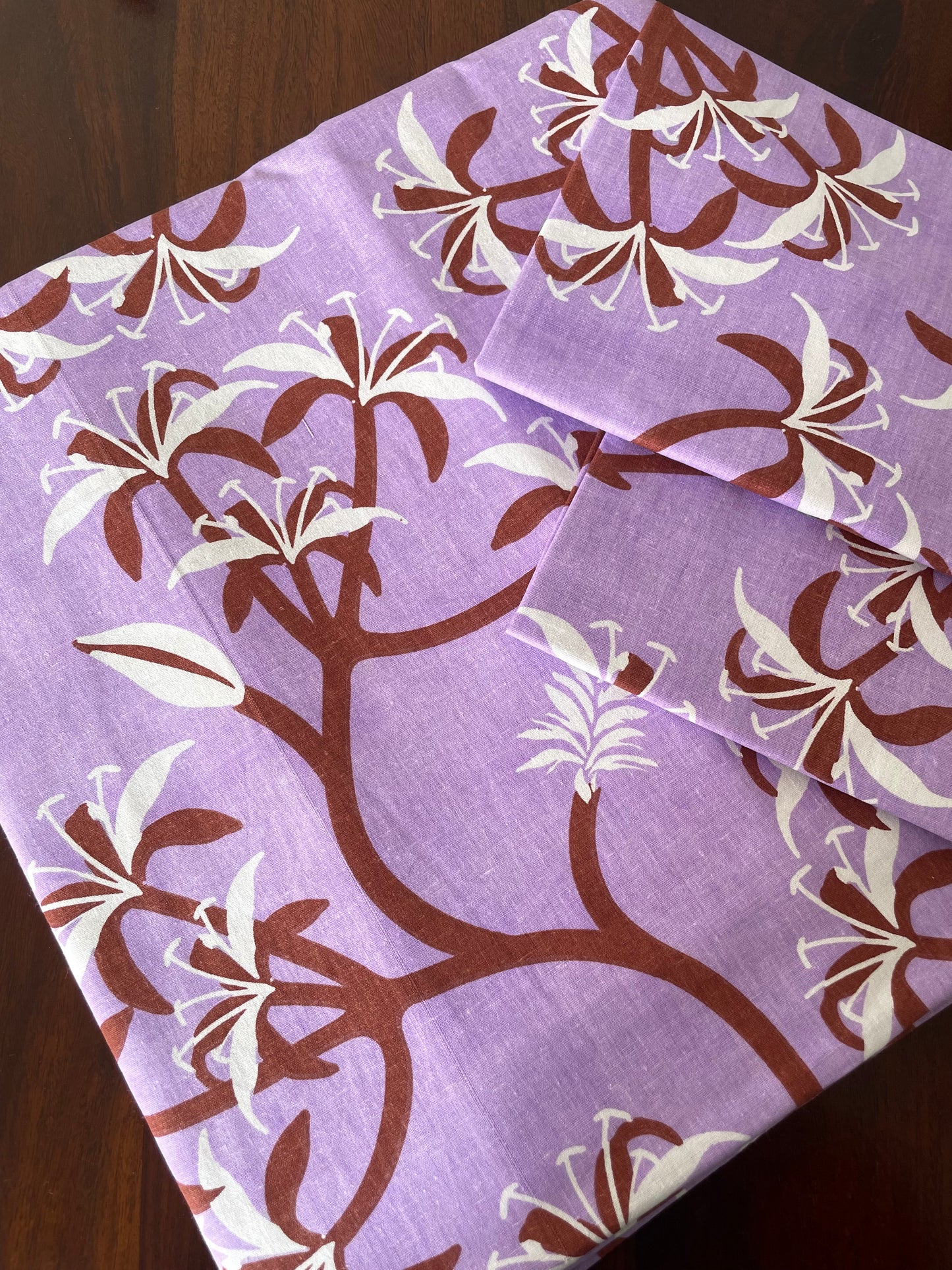 Purple Leaf Print King Size Cotton Bedspread 100x110 in