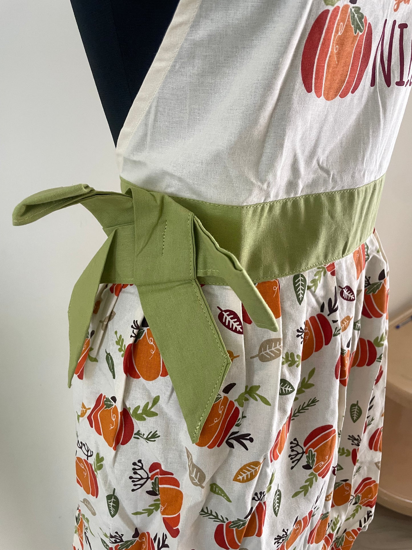 Cotton Apron with Frills