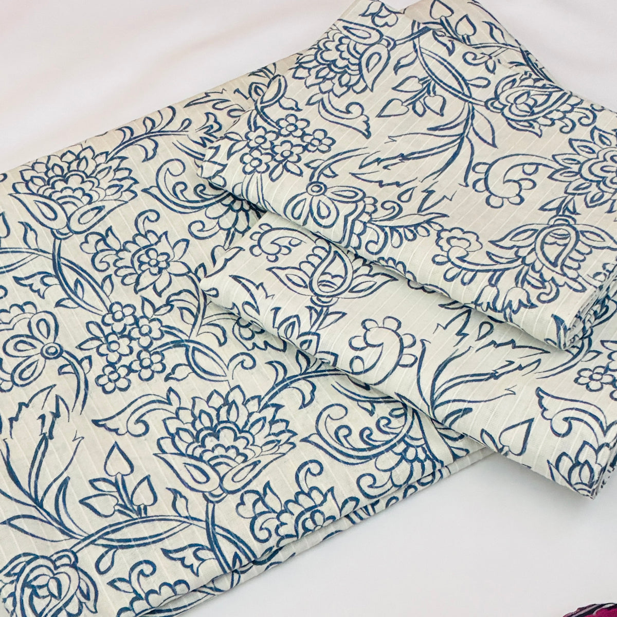 Blue Veins Single Size Cotton Bedspread with 2 Pillow Covers 60 x 90 in