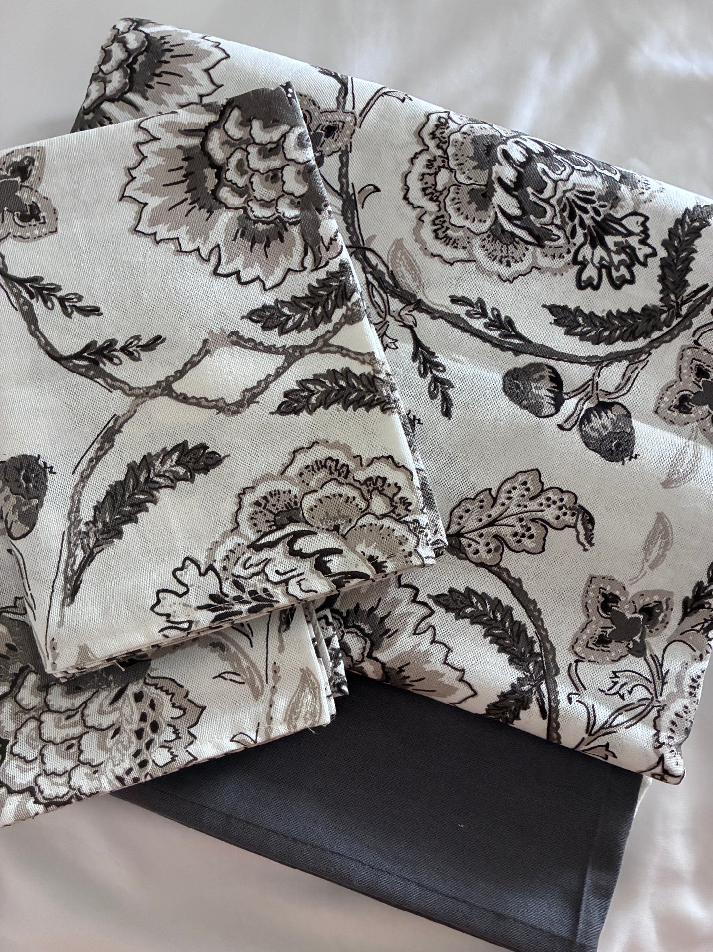 King Size Cotton Bedspread 100x110 in