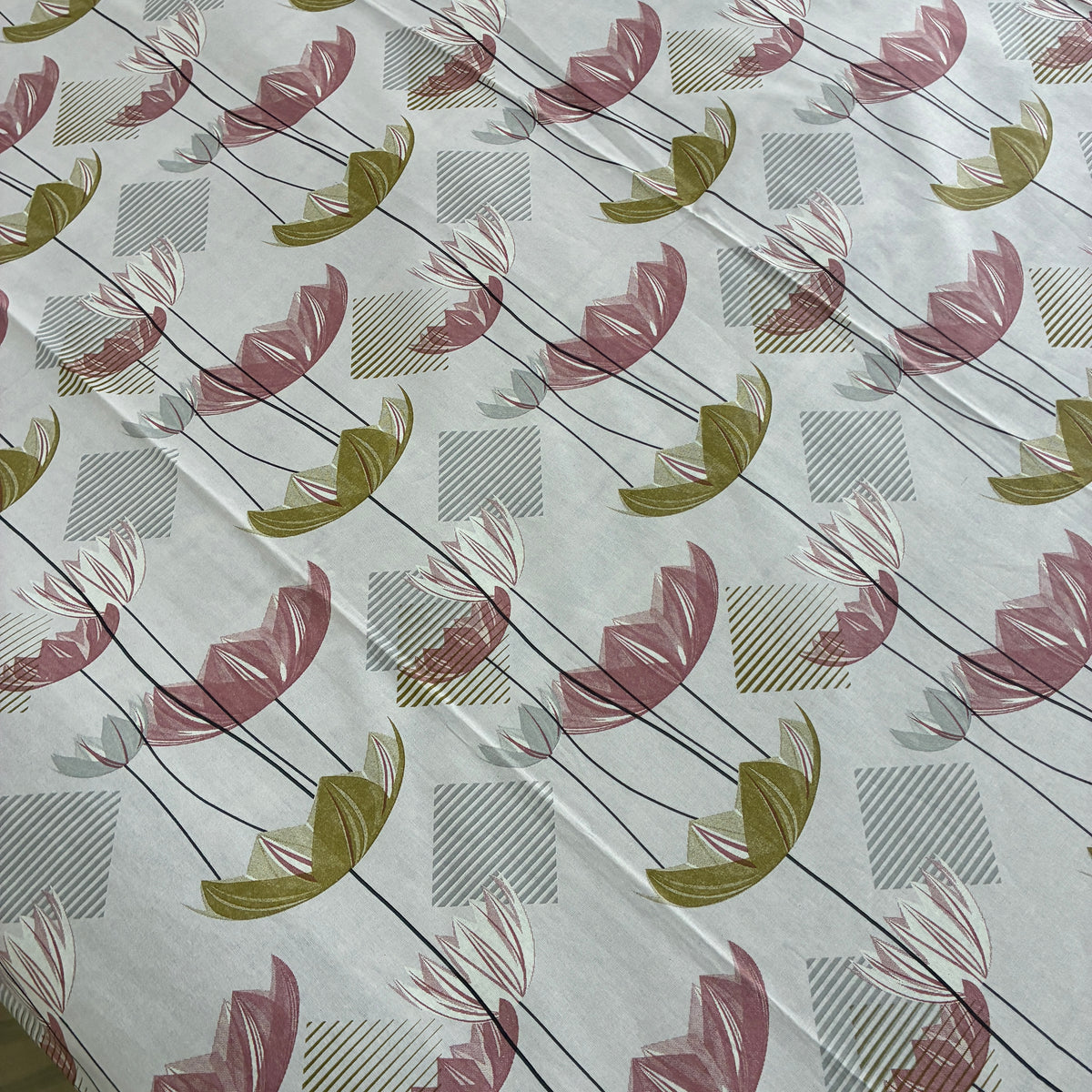 300 TC Pink Floral King Size Cotton Bedspread 108x108 inches