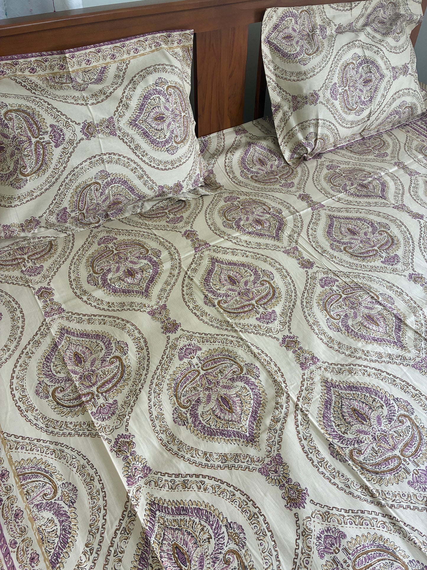 Premium Soft King Size Bedspread 108x108 inches