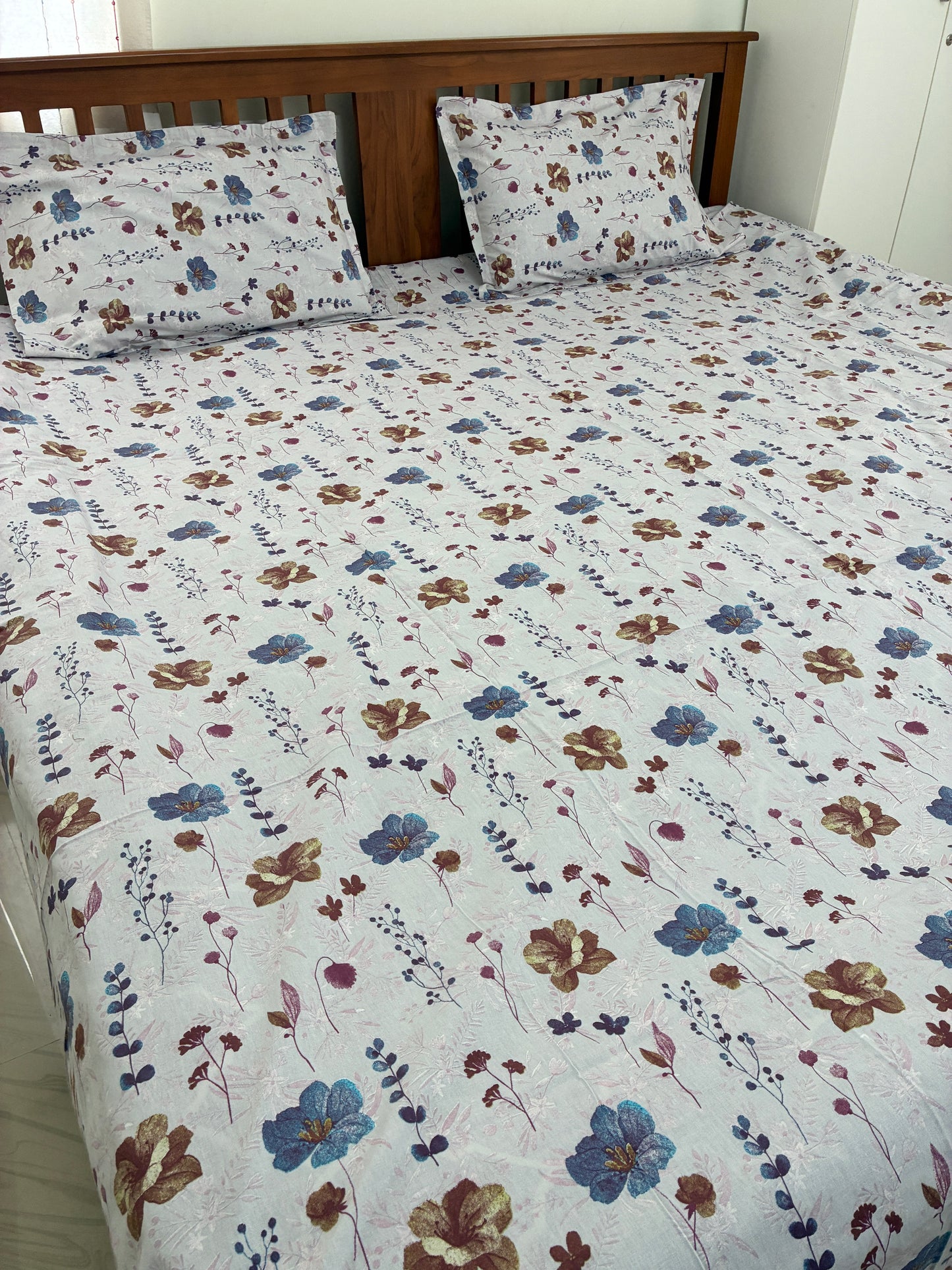 Premium Soft King Size Bedspread 108x108 inches