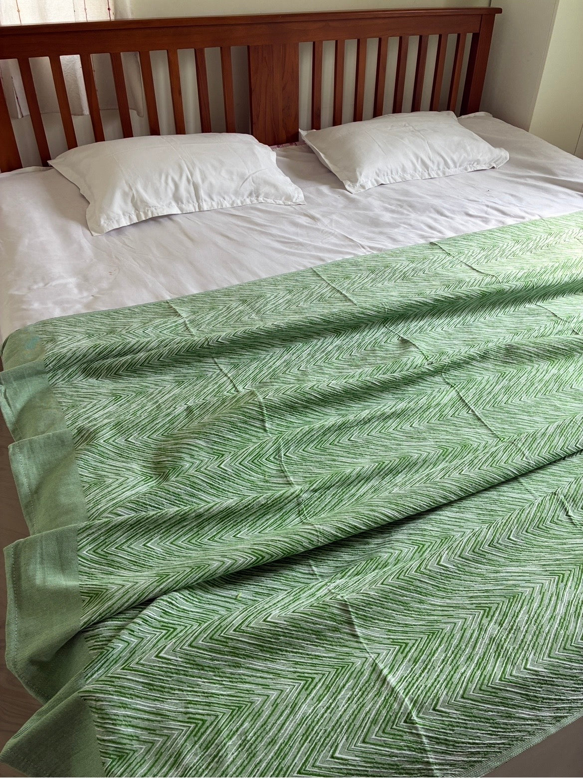 Green Dual Tone Cotton  Blanket/ Throw