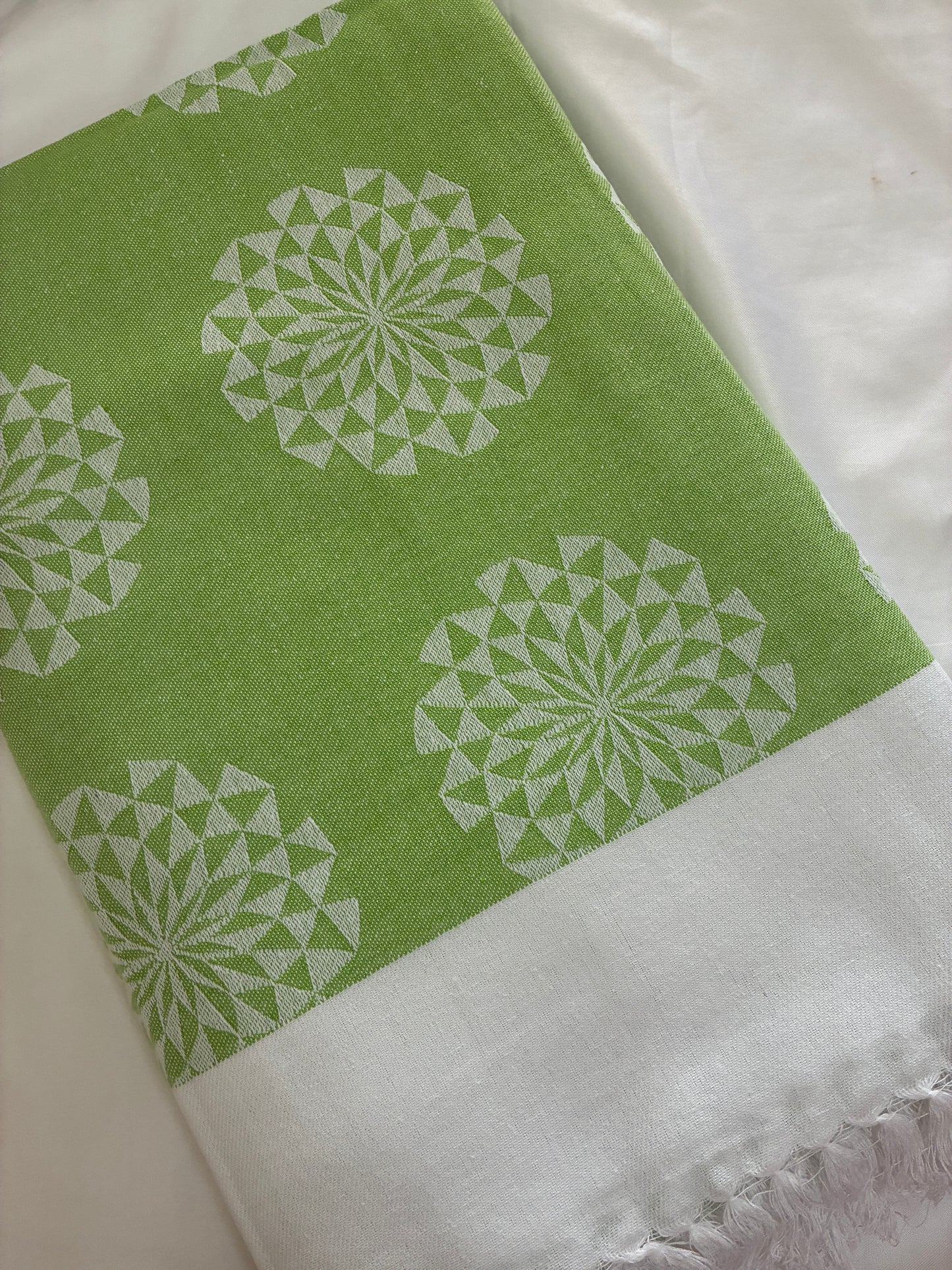 Green Floral Double Size Cotton Blanket