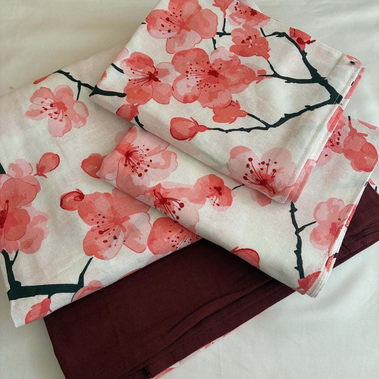 Sakura King Size Cotton Bedspread 100x110 inches (2 pillow covers)