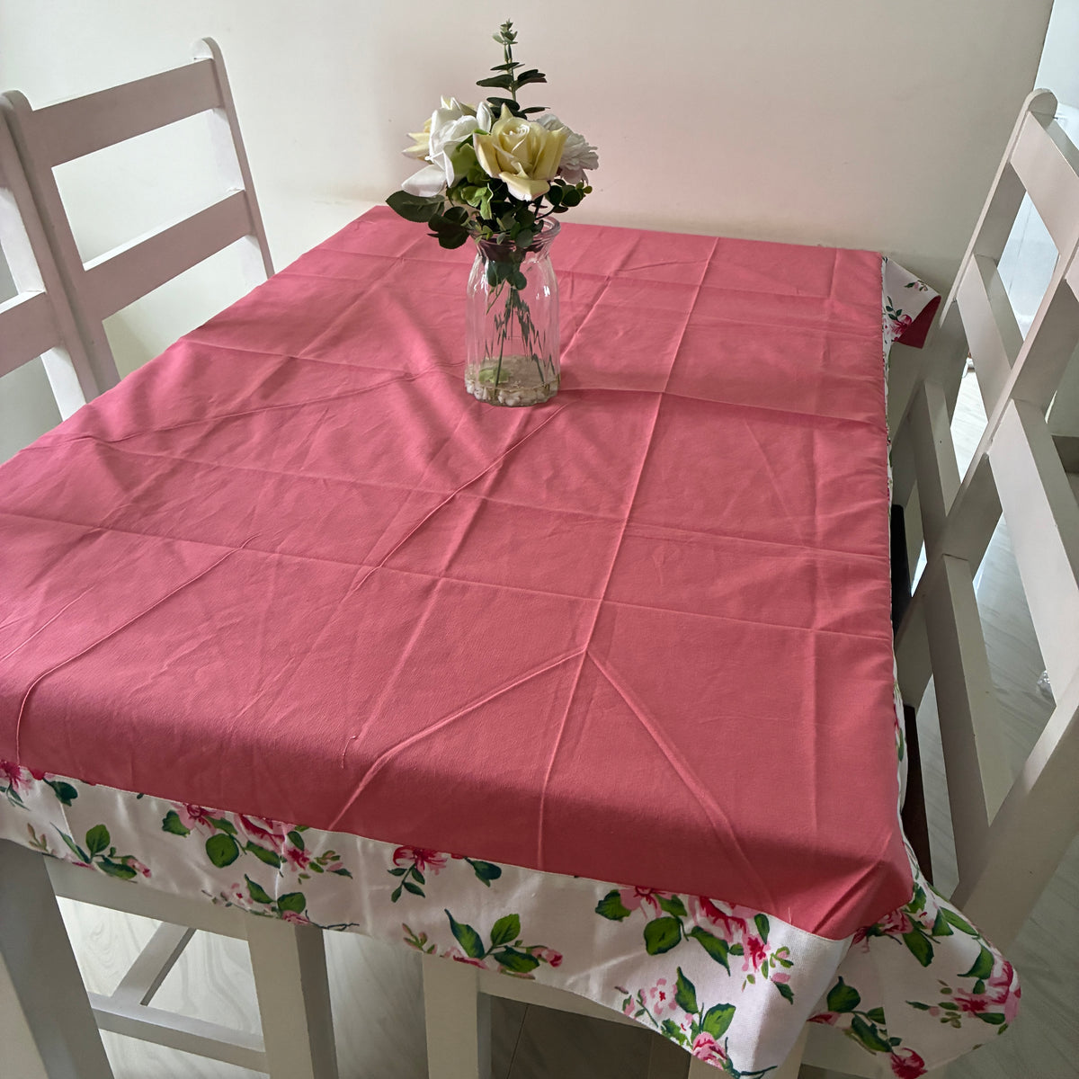 Plain with Floral Border 4 Seater Table Covers