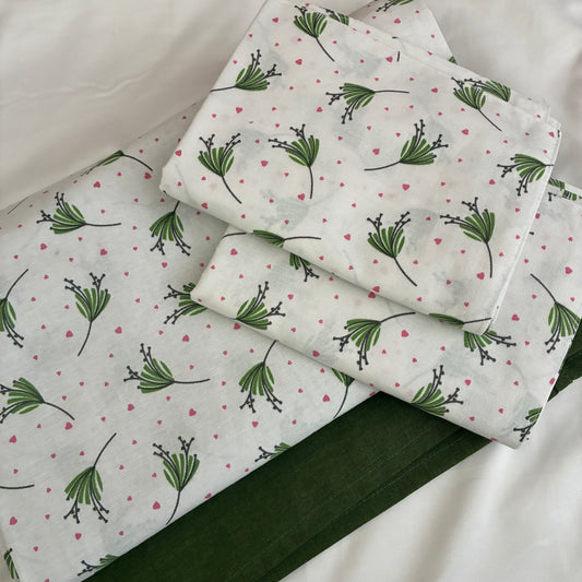 Blush & Bloom Queen Size Bedspread 90x100 inches ( 2 PILLOW COVERS)