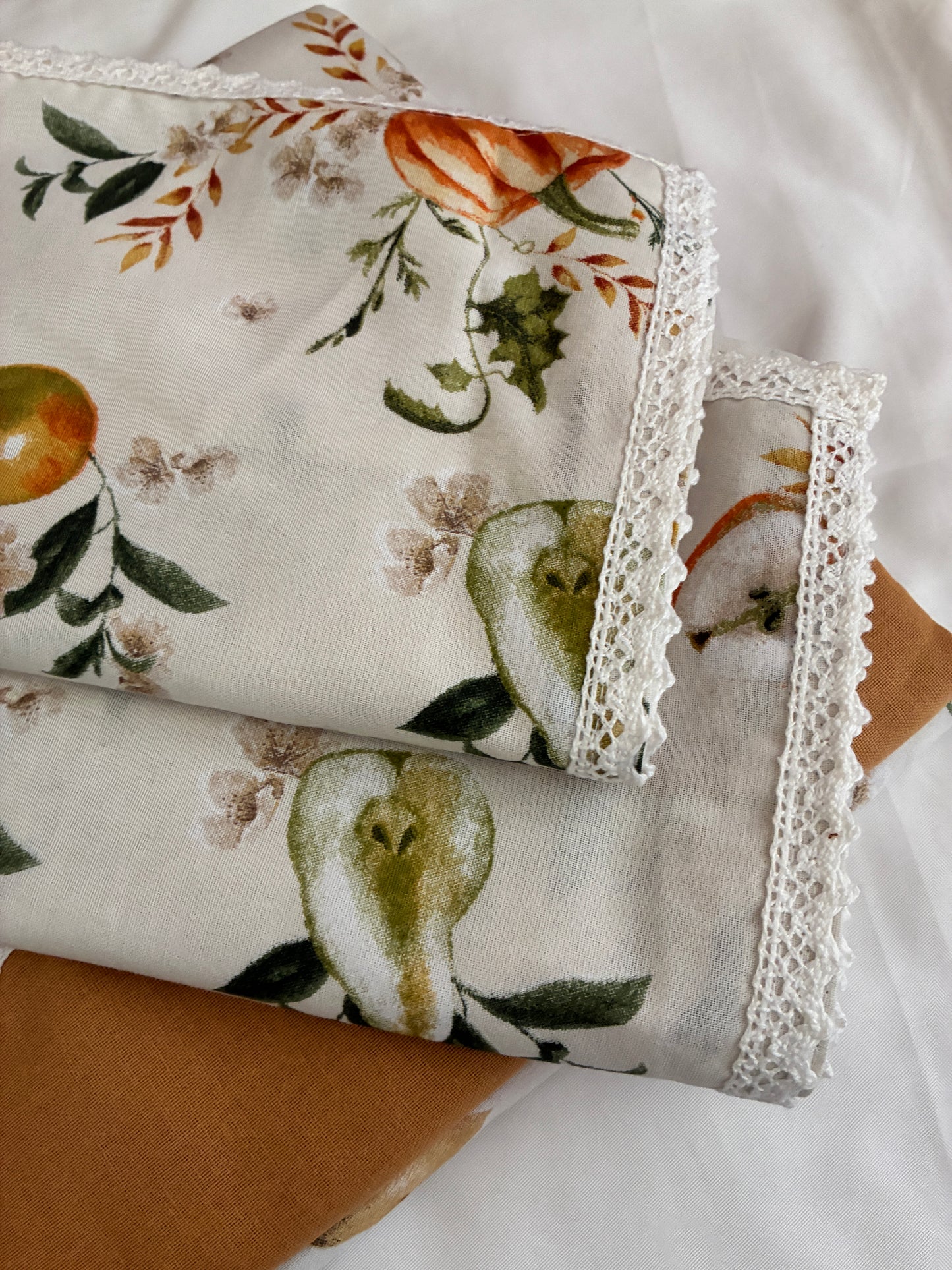 Pumpkin Lace King Size Cotton Bedspread 100x110 in