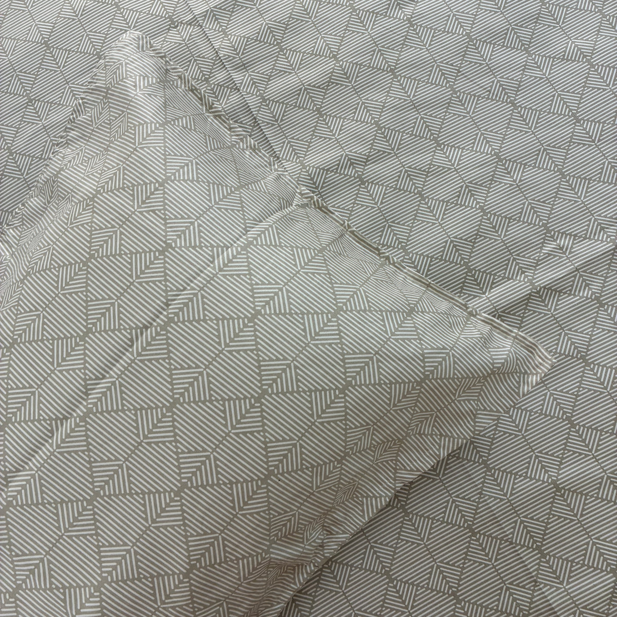 Grey Diamond Satin Cotton King Size Bedspread 100x110 inches