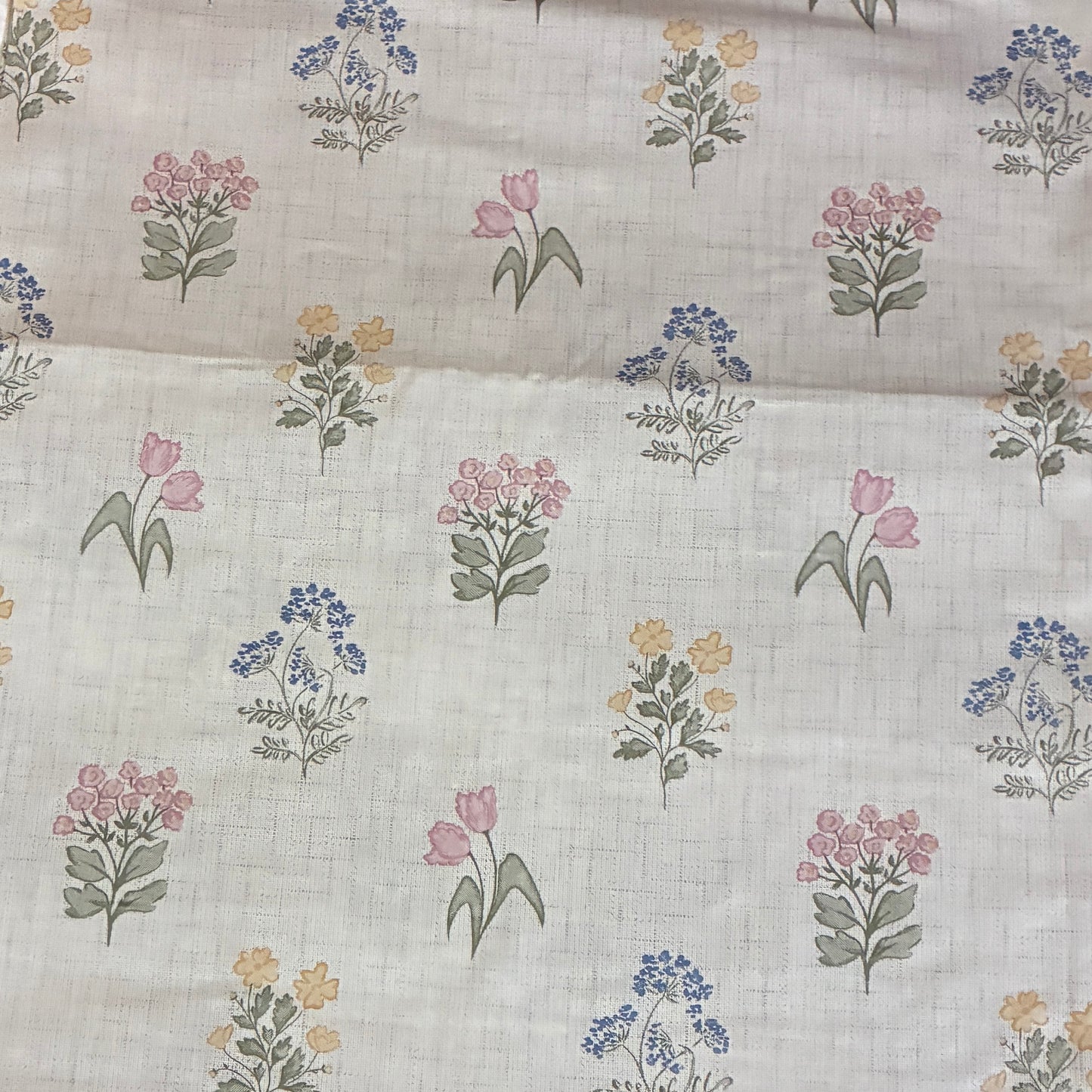Flower Bunch 300tc premium Queen bedspread 90x100 in(2 pillow covers)