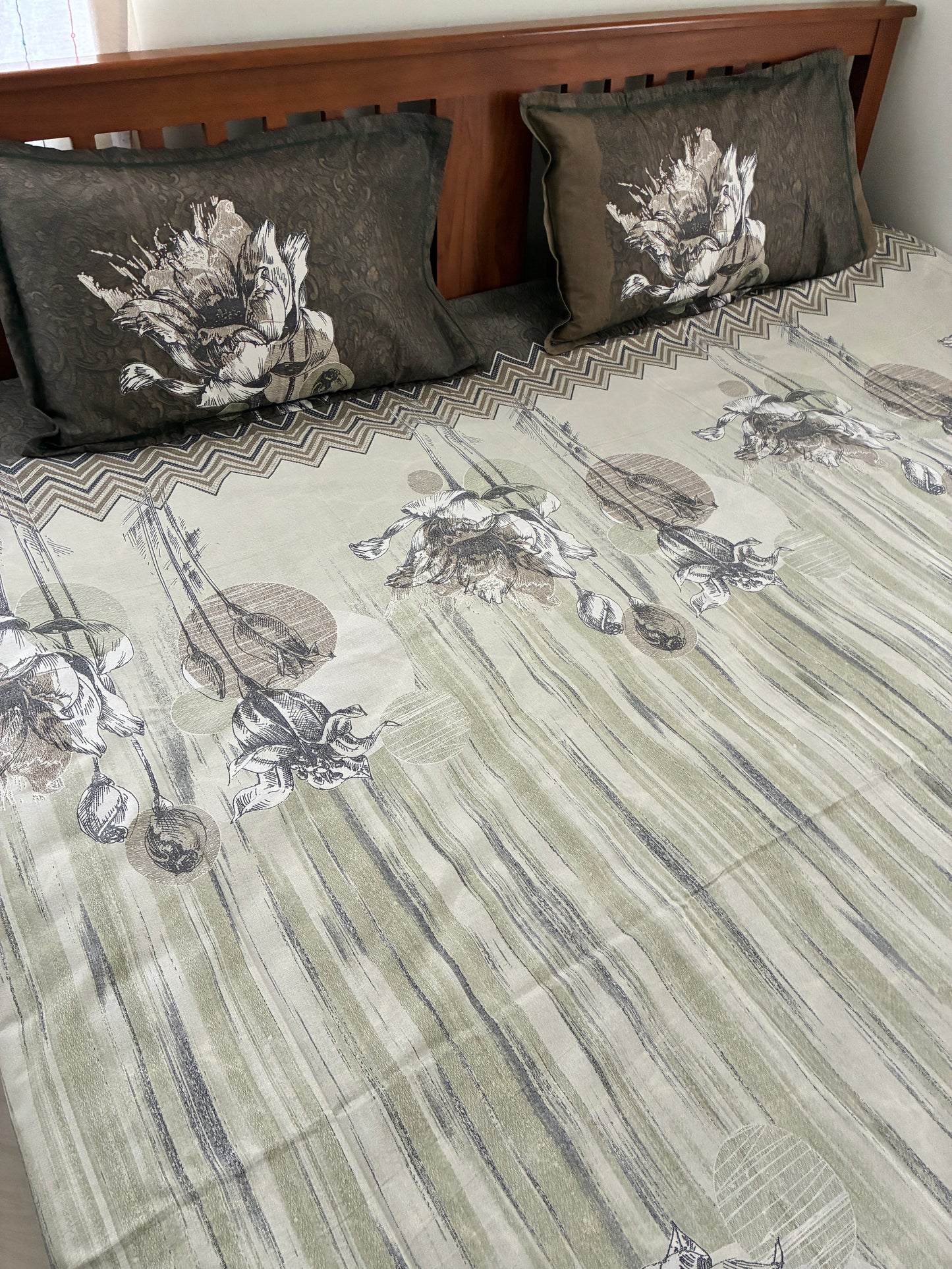 Premium Soft King Size Bedspread 108x108 inches