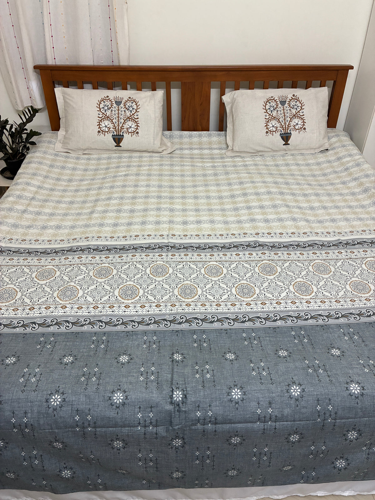 300 TC Grey Abstract King Size Cotton Bedspread 108x108 inches