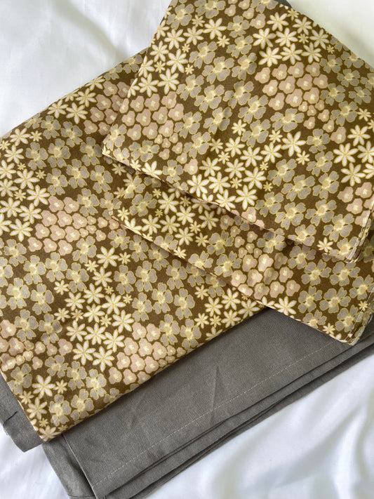 Queen Size bedspread 90x100 inches