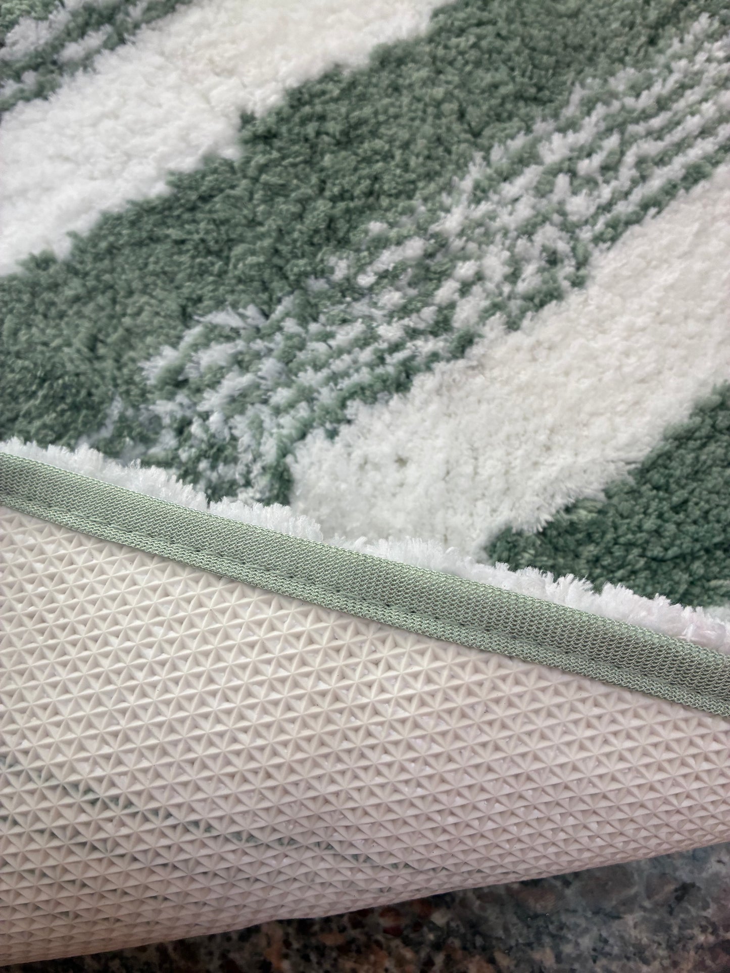 Big Ultra Soft Anti Slip Door Mat (82x 52 cm)