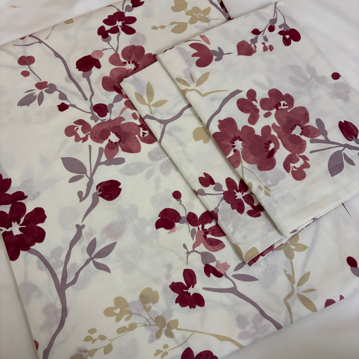 300 TC Mauve Floral King Size Cotton Bedspread 108x108 inches