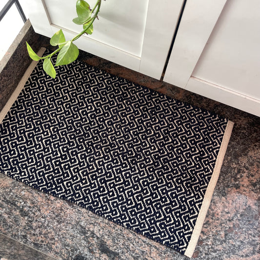 Door Mat / Rug  (62 x 40 cm)
