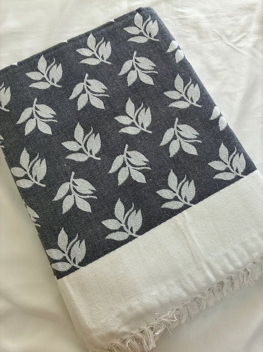 Single Size Blanket / Throw