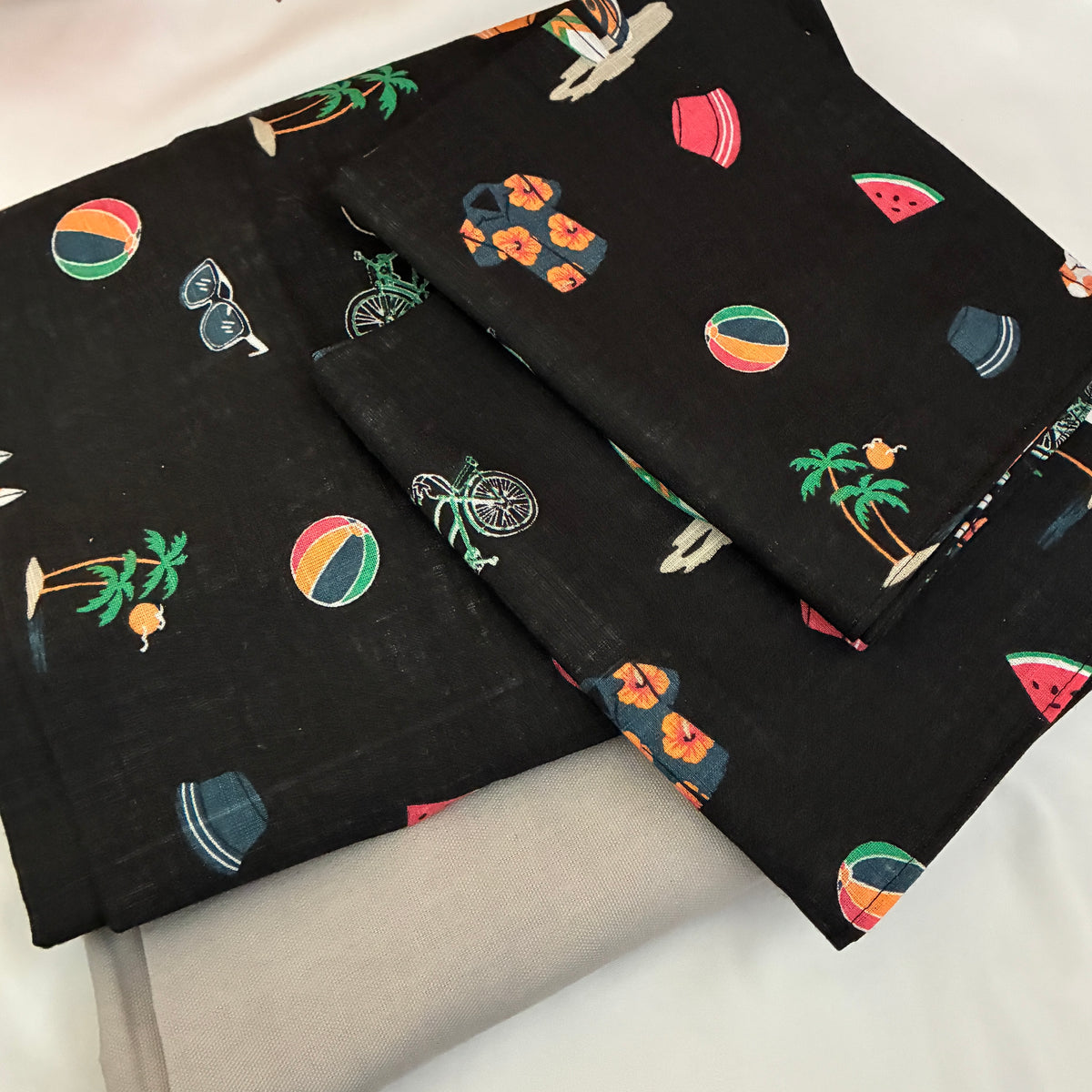 Beach Vibe King Size Cotton Bedspread 100x110 inches