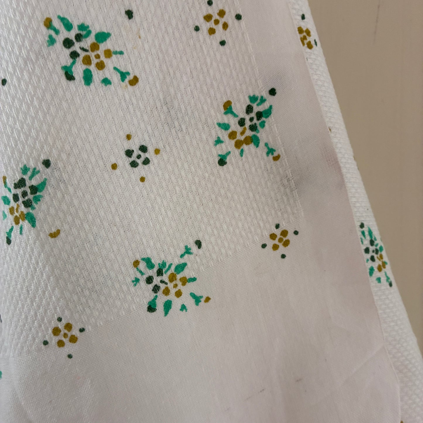 White Floral Cotton Bath Towel (Price for 1 Piece)