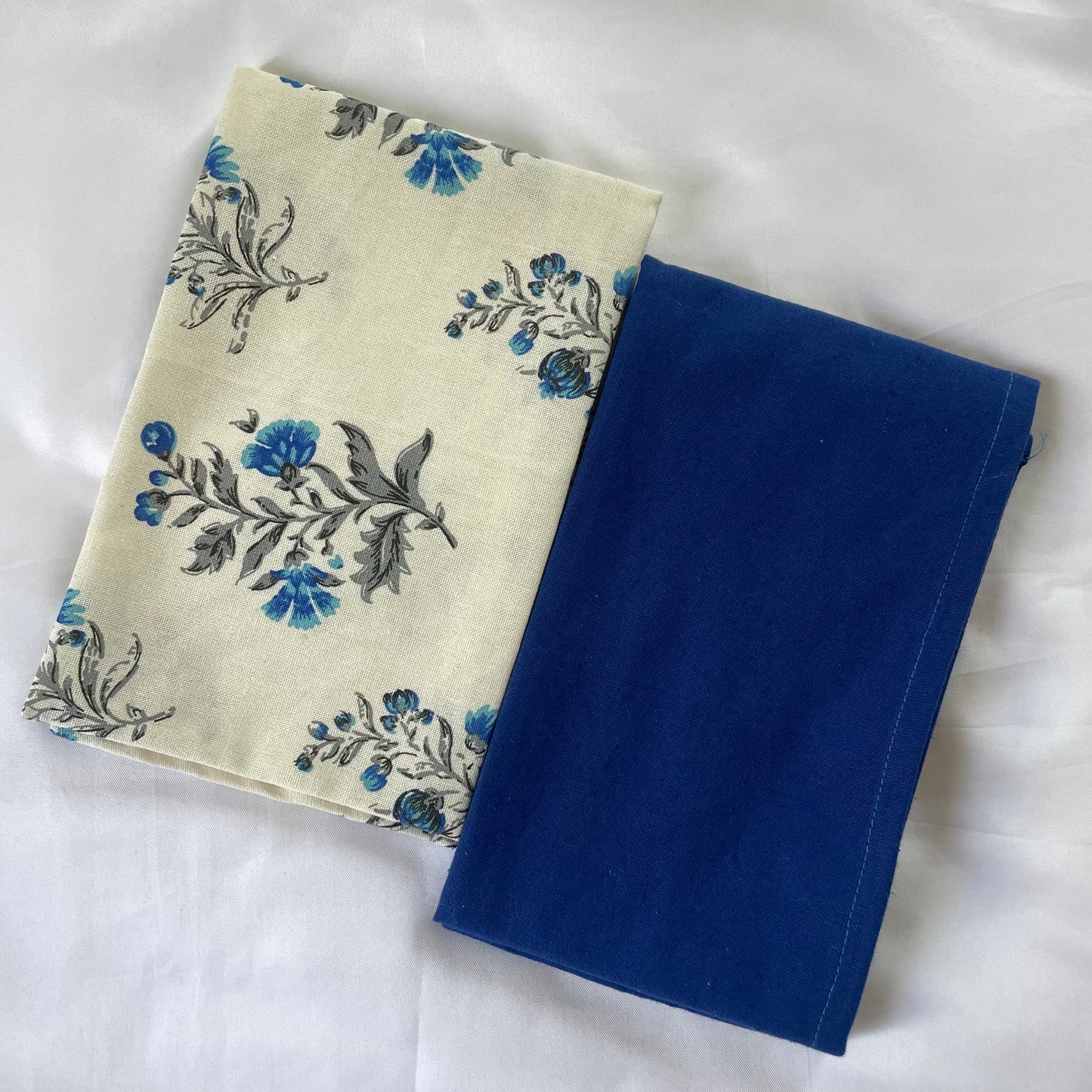 Hand/Lunch Towels (Set of 2)