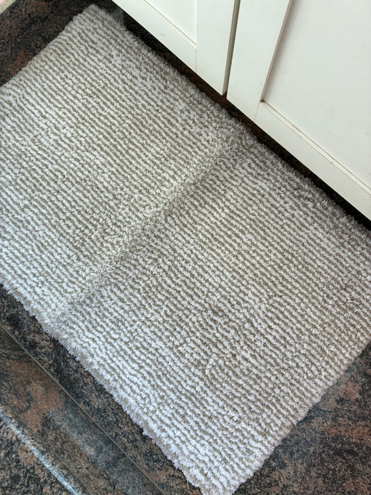 Big Ultra Soft Anti Slip Door Mat (82x 52 cm)
