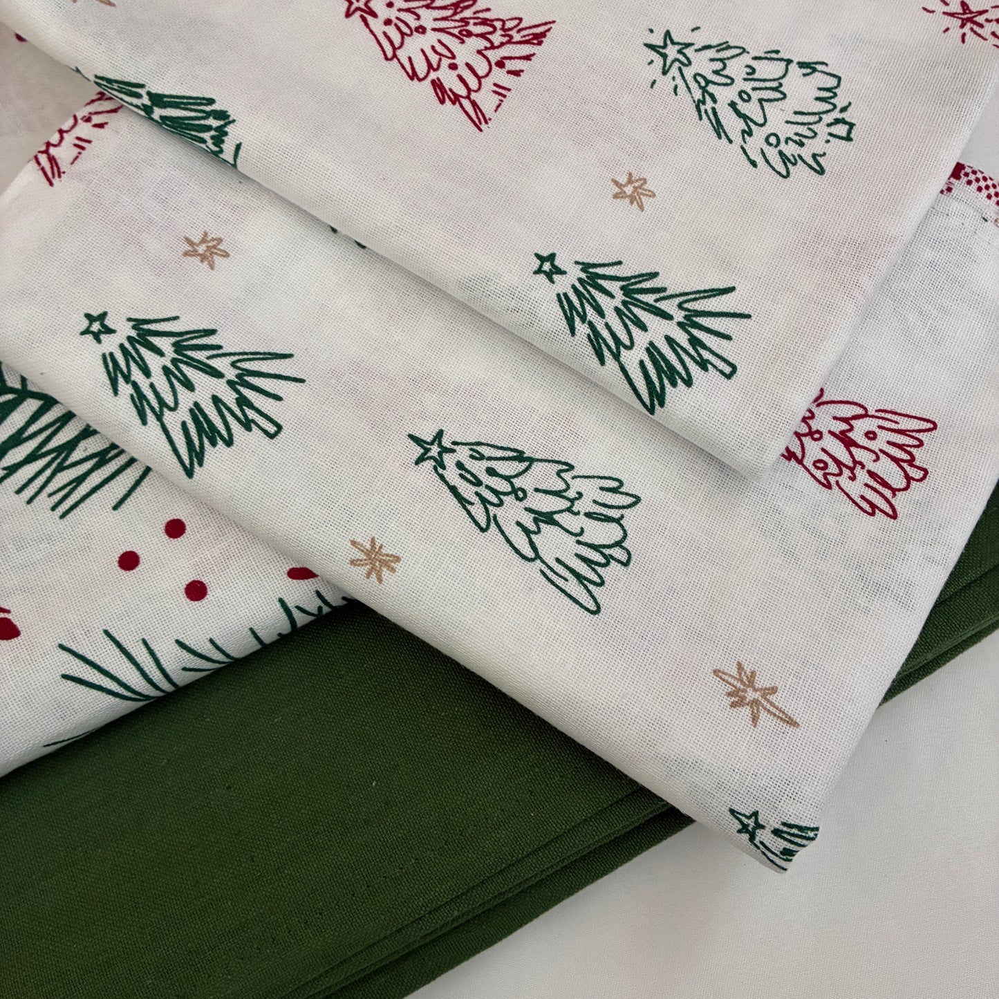 Christmas Tree King Size Cotton Bedspread 100x110 in (2 pillow covers)