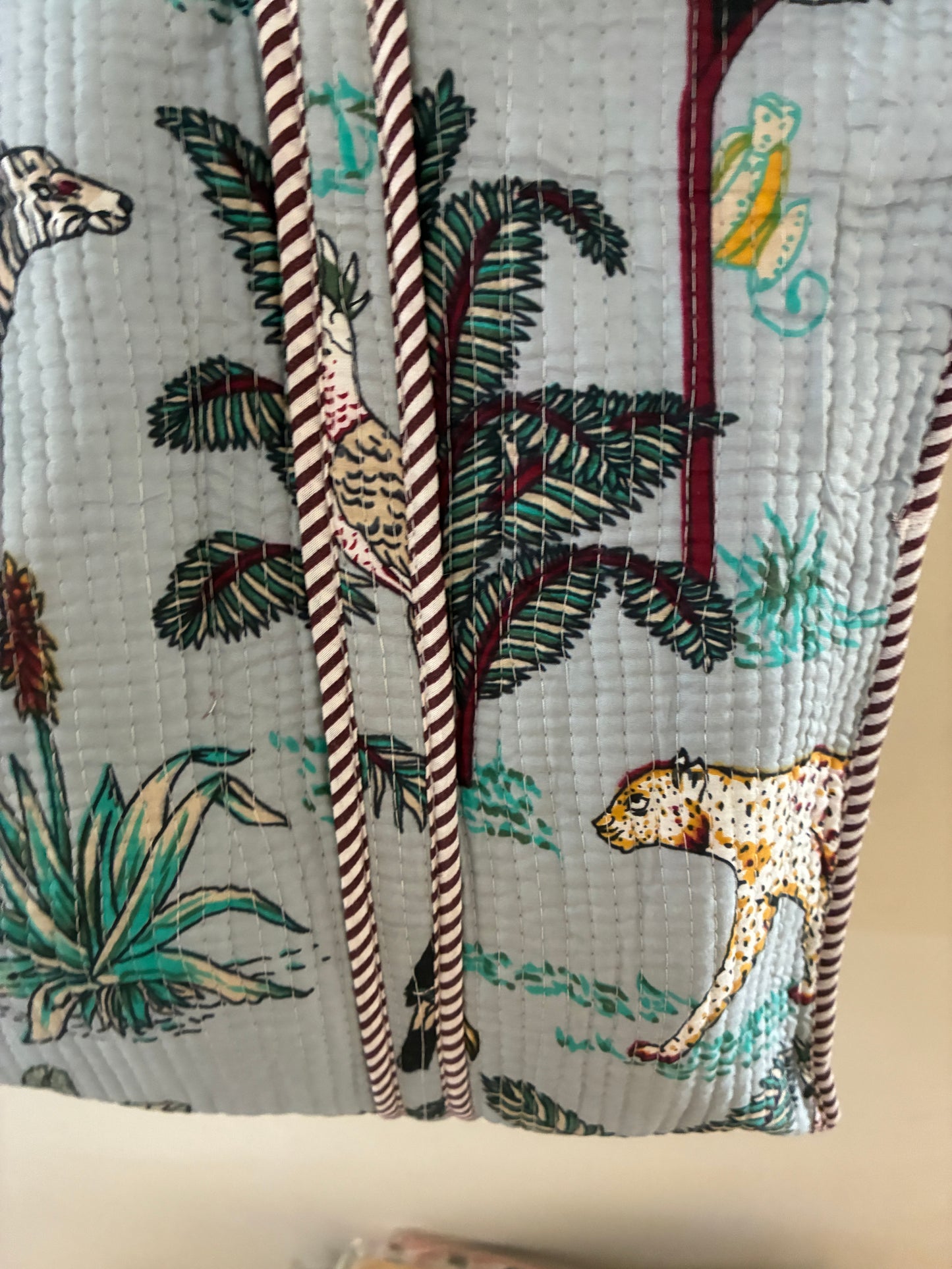 Large Quilted Tote Bag with Zip Closure