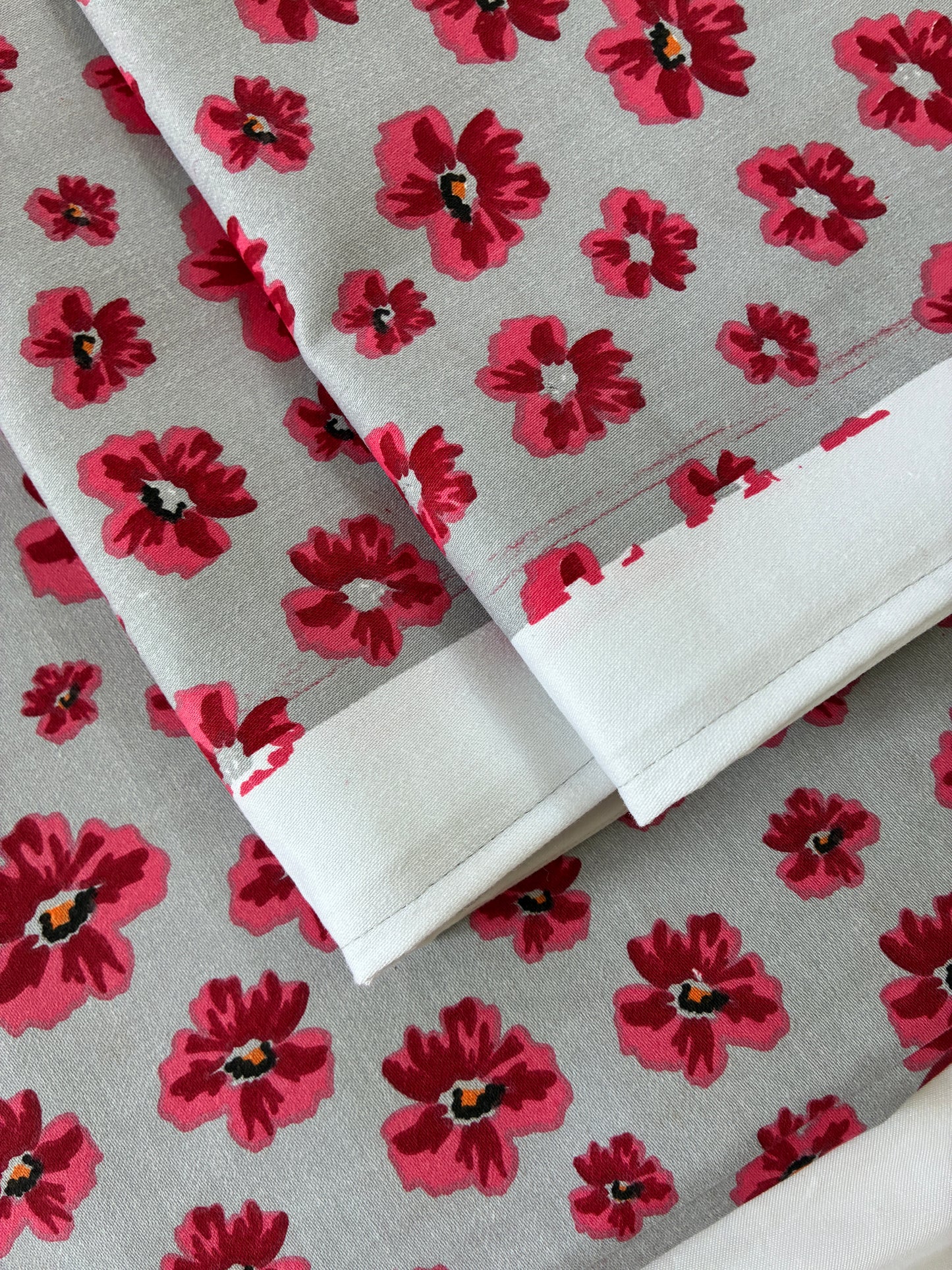 Single Size Cotton Bedspread with 2 Pillow Covers 60 x 90 in